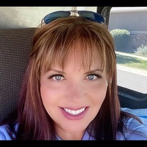 Meet your Posher, Kerri